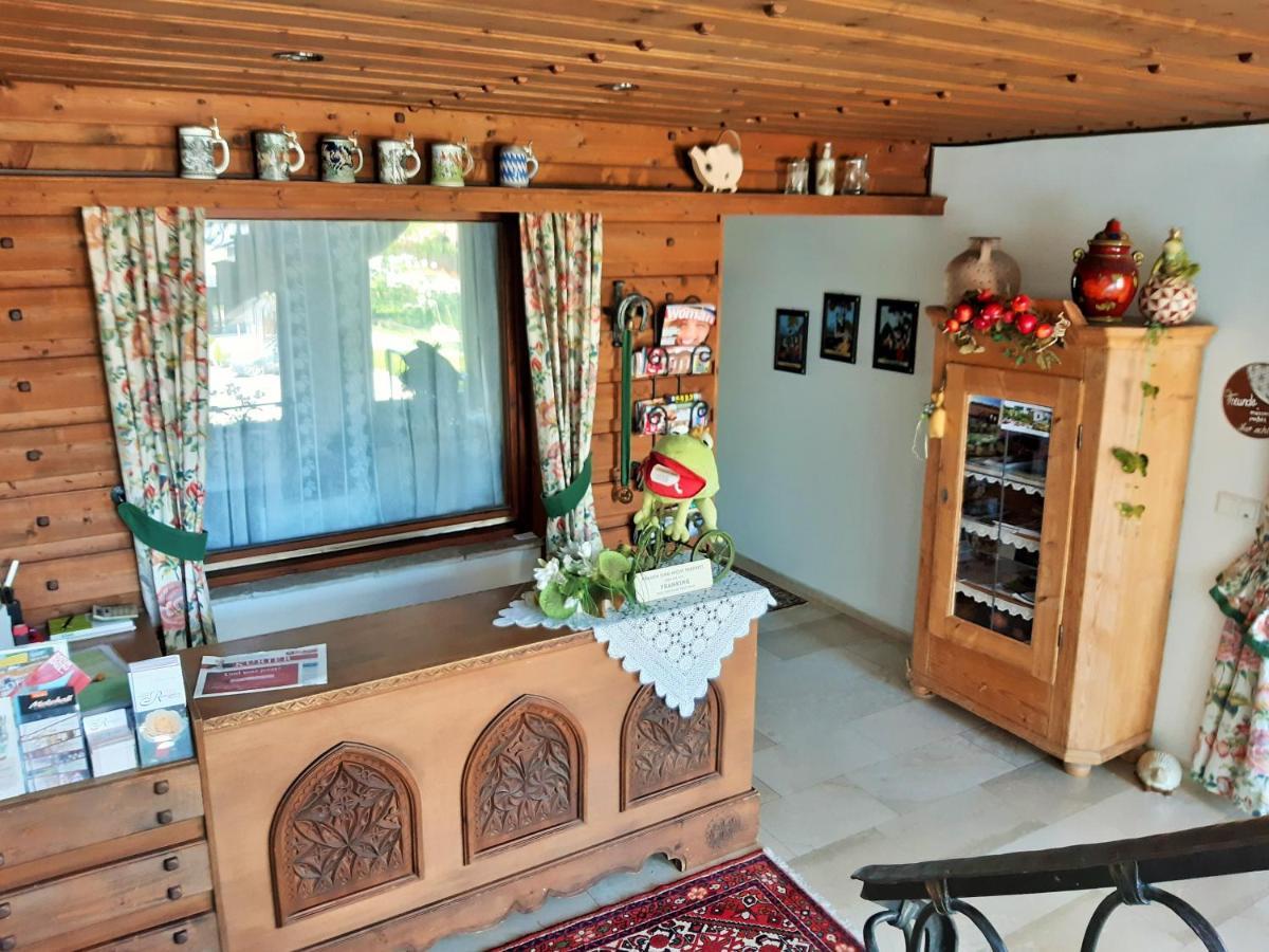 פרנקינג Hotel/Pension Rosengarten מראה חיצוני תמונה