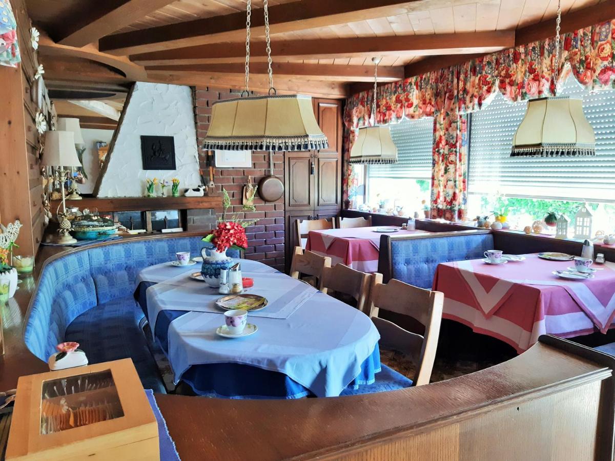 פרנקינג Hotel/Pension Rosengarten מראה חיצוני תמונה