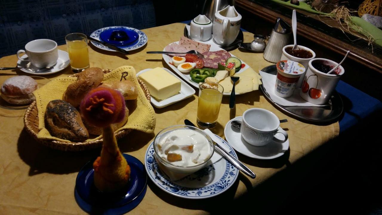 פרנקינג Hotel/Pension Rosengarten מראה חיצוני תמונה