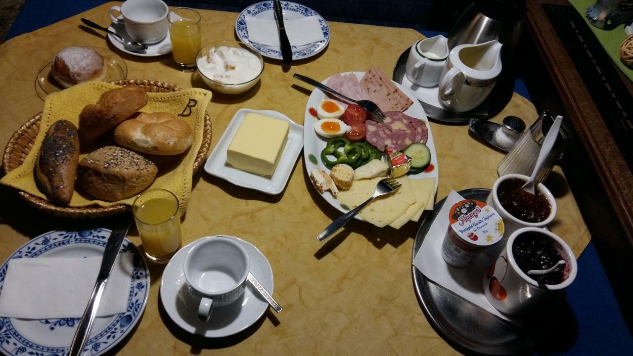 פרנקינג Hotel/Pension Rosengarten מראה חיצוני תמונה